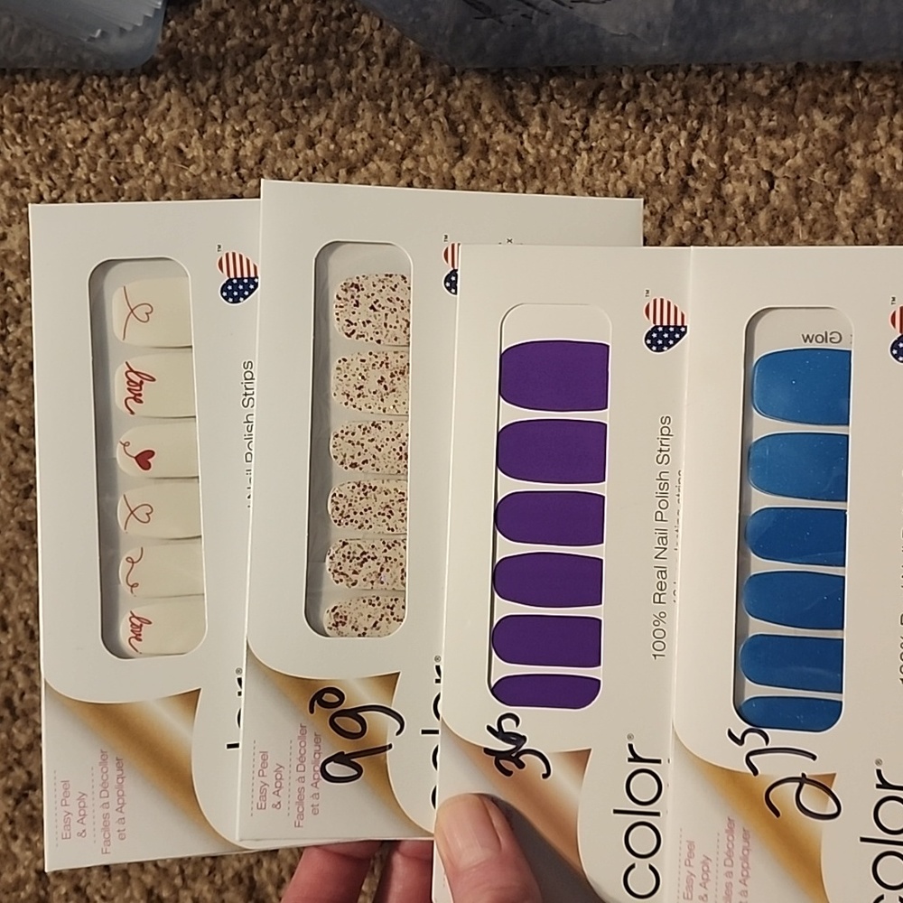 Set of 4 Color Street Nail Strips